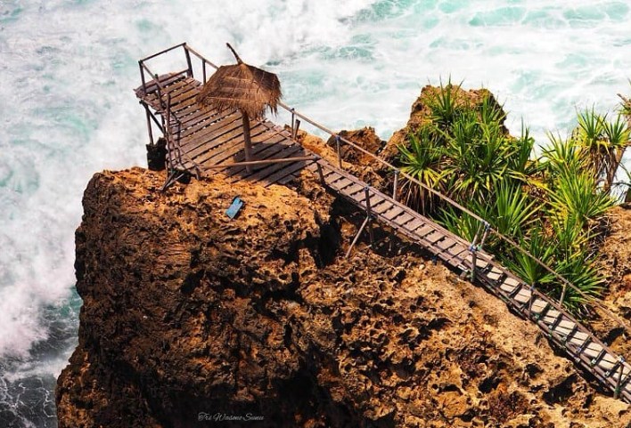 Foto Tempat Wisata Pantai Nglambor Foto Tempat Wisata Pantai Nglambor